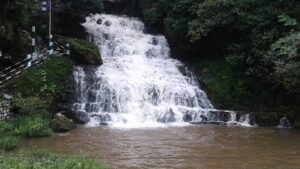  Elephant Falls 