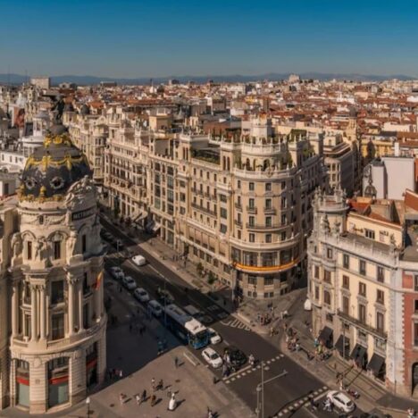 “Mauritius Travel Guide:10 Must-Visit Places in the Island Paradise”