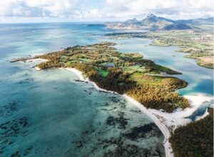  Île aux Cerfs (Deer Island)
