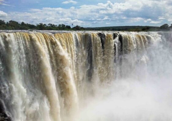 Victoria Falls – Zambia & Zimbabwe